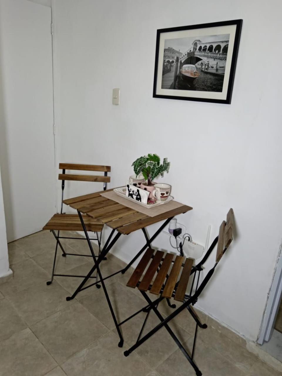 Apartamentos De 1 2 Y 3 Habitaciones サンティアゴ・デ・ロス・カバリェロス エクステリア 写真