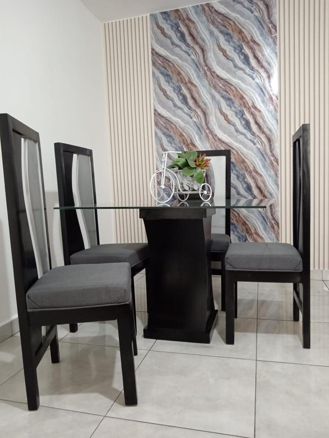 Apartamentos De 1 2 Y 3 Habitaciones サンティアゴ・デ・ロス・カバリェロス エクステリア 写真
