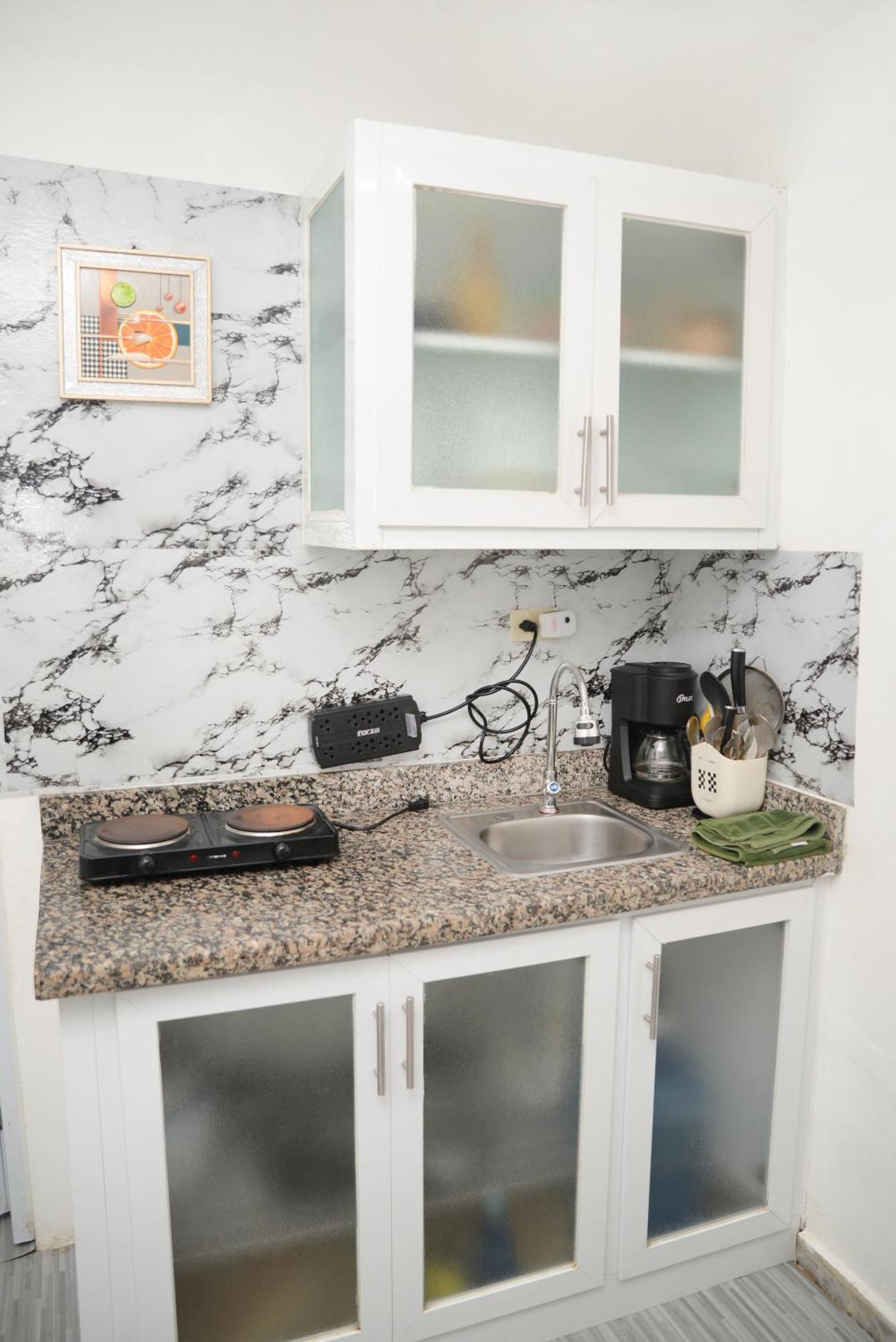 Apartamentos De 1 2 Y 3 Habitaciones サンティアゴ・デ・ロス・カバリェロス エクステリア 写真