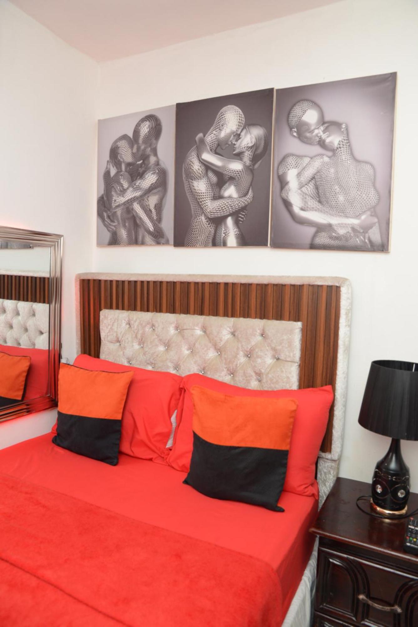 Apartamentos De 1 2 Y 3 Habitaciones サンティアゴ・デ・ロス・カバリェロス 部屋 写真